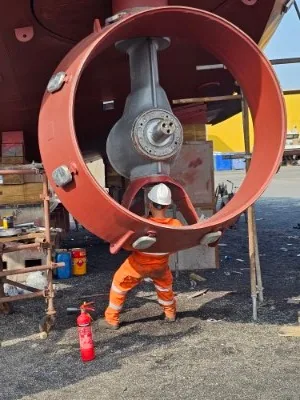 Marine thruster maintenance and propulsion parts replacement