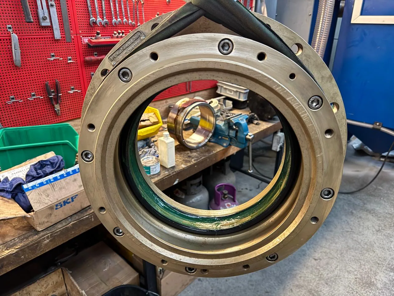 Bearing housing inspection for marine propulsion shaft